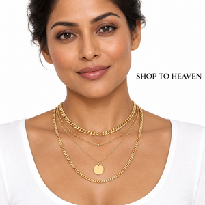 AI model wearing the layered necklace