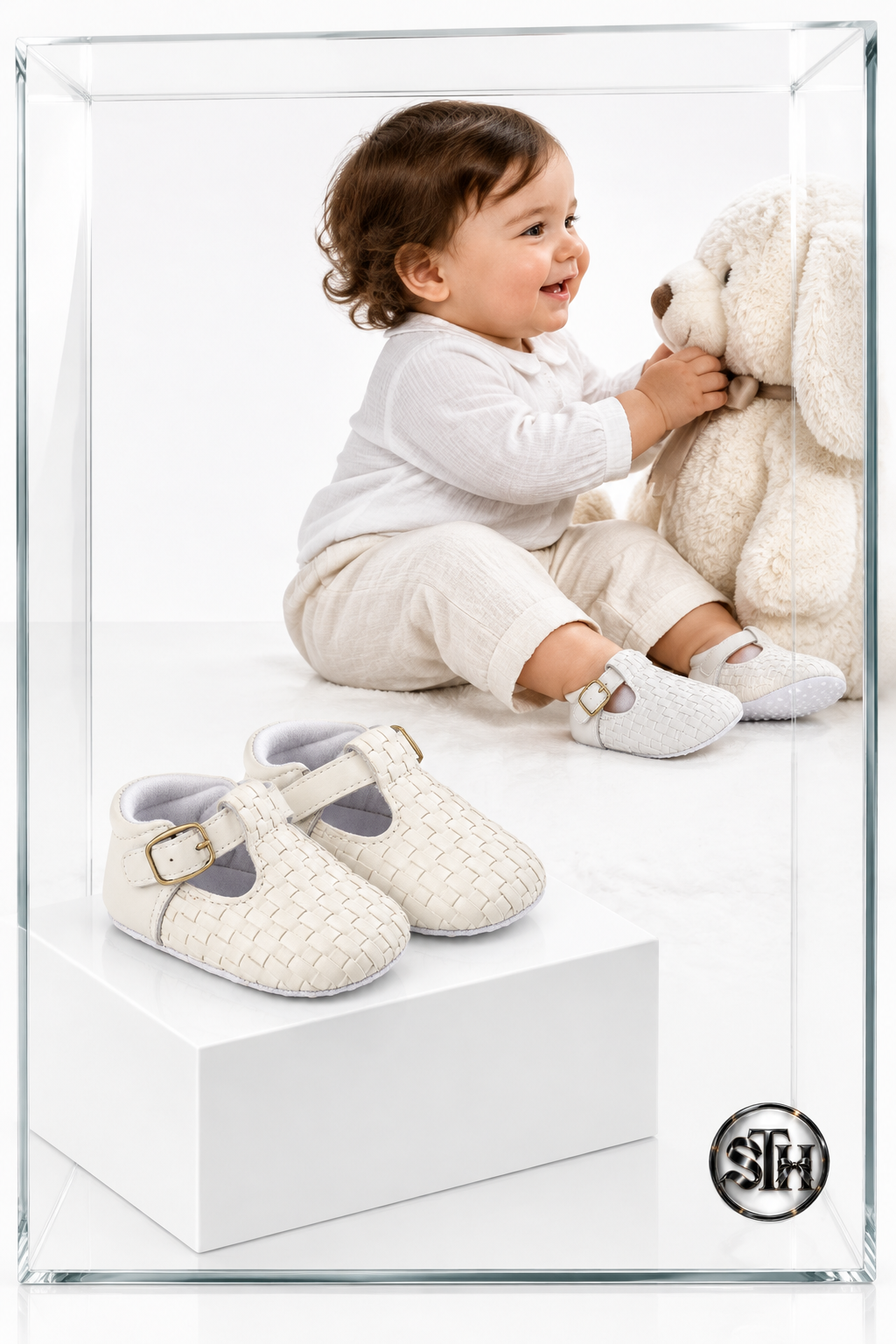 Baby Shoes Woven Cover
