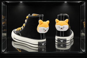Character High-Tops Akita Inu