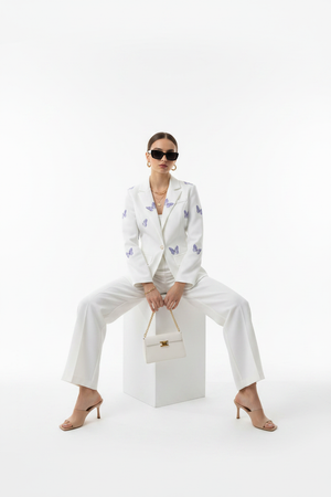 Cover – Butterfly Blazer